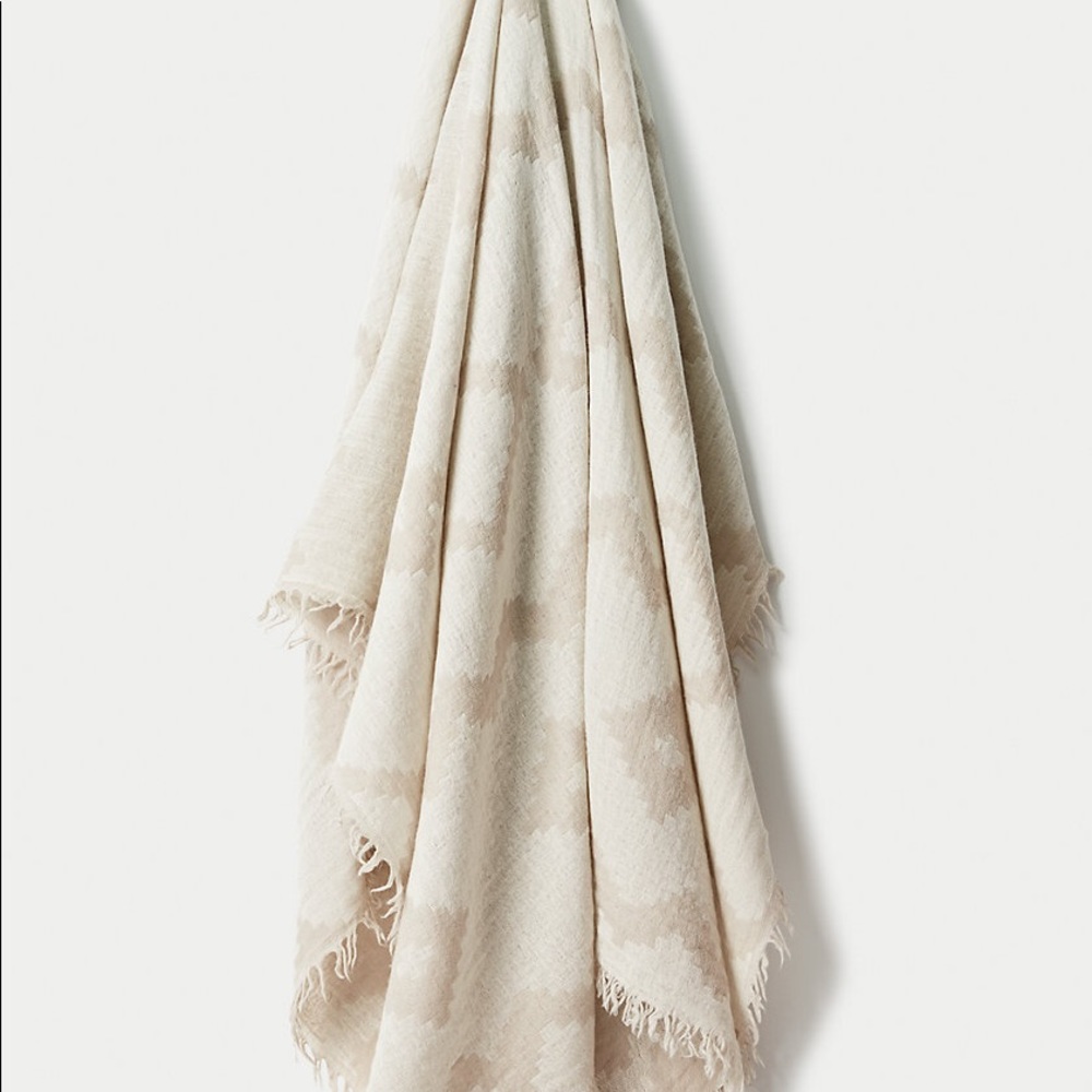 Wilfred 100% wool blanket scarf - Picture 2 of 5